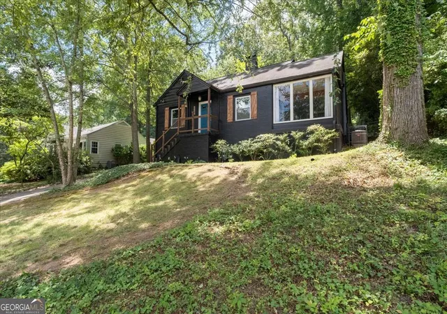 Photo 3 of Single family home for sale at 2597 Elsinore St, Atlanta, GA 30344 | MLS# 10804492 | Listing updated on 2026-08-14