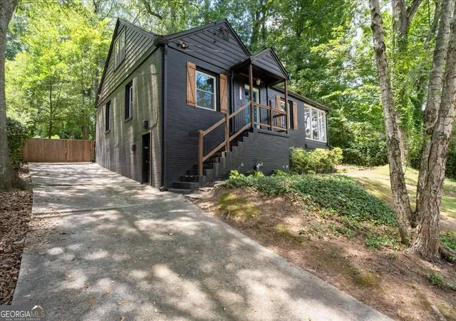 Photo 3 of Single family home for sale at 2597 Elsinore St, Atlanta, GA 30344 | MLS# 10804492 | Listing updated on 2026-08-14