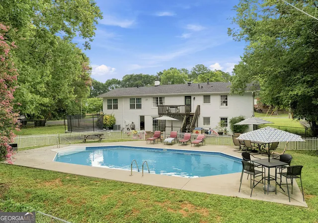 3rd image of 100 Hood Dr Se, Rome, GA 30161 | MLS# 10807194