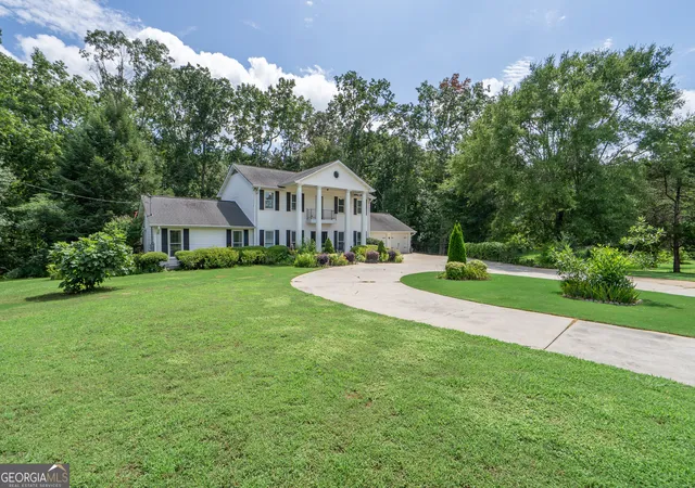 Photo 3 of Single family home for sale at 2811 Ike Stone Rd, Monroe, GA 30656 | MLS# 10816148 | Listing updated on 2026-08-19