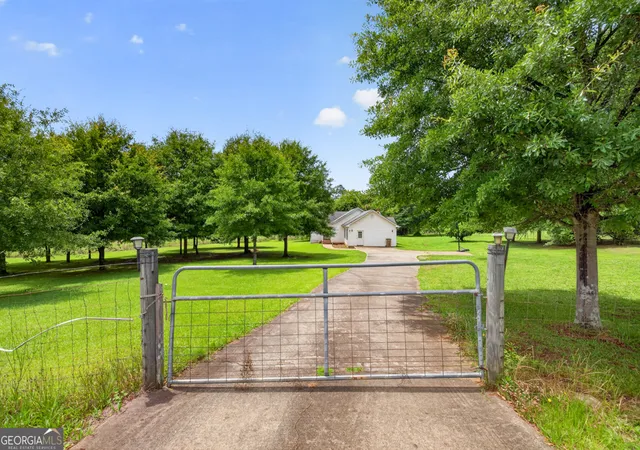 Photo 1 of Sale Pending at 602 Pendergrass Rd, Winder, GA 30680 | MLS# 10787357 | Listing updated on 2026-09-16