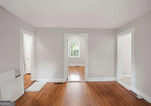 Photo 3 of Single family home for sale at 1028 Birch St Sw, Atlanta, GA 30310 | MLS# 10821480 | Listing updated on 2026-09-18