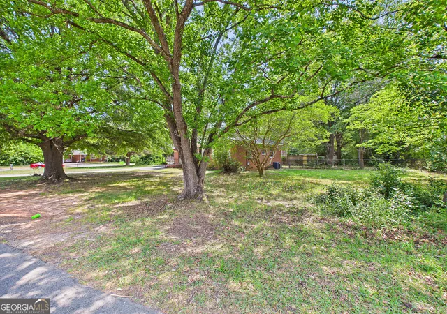 Homes for sale in Warner Robins, GA | 135 Briardale Ave, Warner Robins, GA 31093 | MLS# 10726310