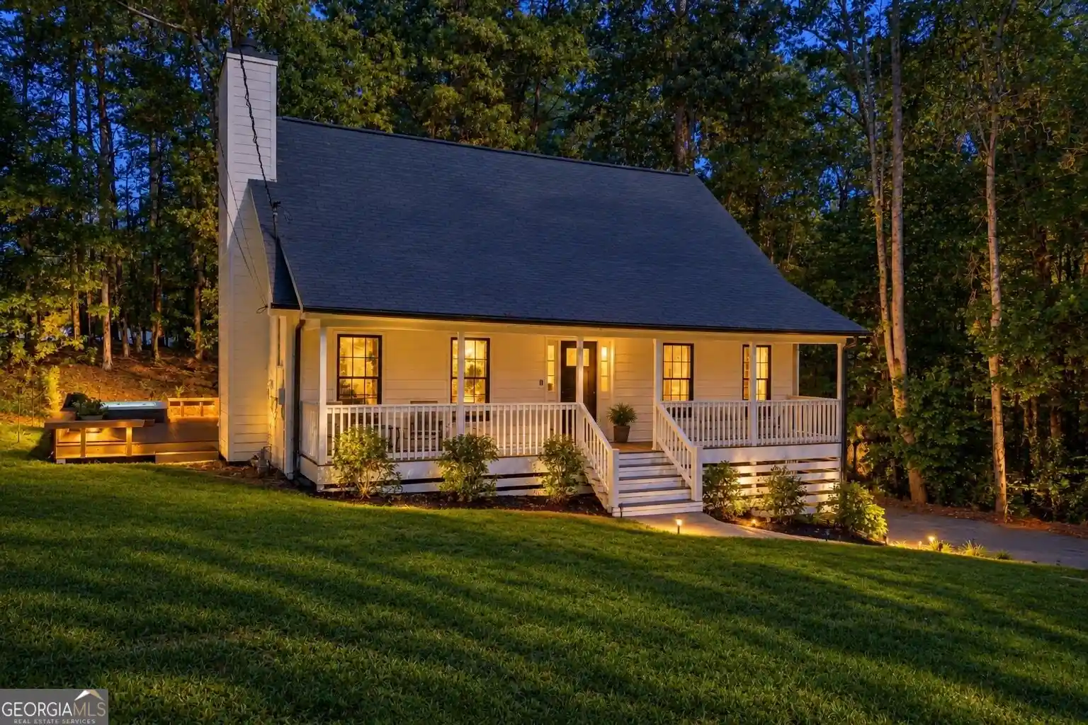Photo 1 of Sale Pending at 3141 Mills Ridge Dr, Canton, GA 30114 | MLS# 10856227 | Listing updated on 2026-10-03