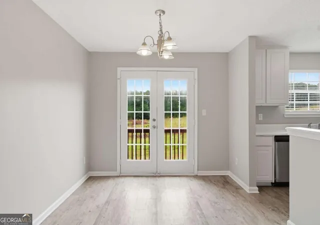 Photo 3 of Sale Pending at 445 Buffington Dr, Union City, GA 30291 | MLS# 10834600 | Listing updated on 2026-10-28