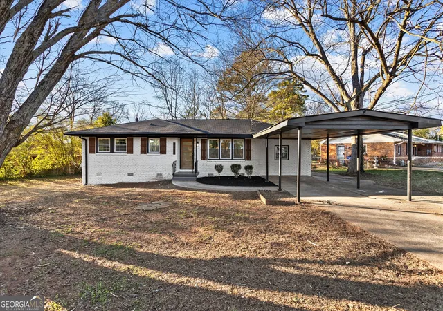 Photo 1 of Single family home for sale at 3658 Brookcrest Cir, Decatur, GA 30032 | MLS# 10802943 | Listing updated on 2026-08-31