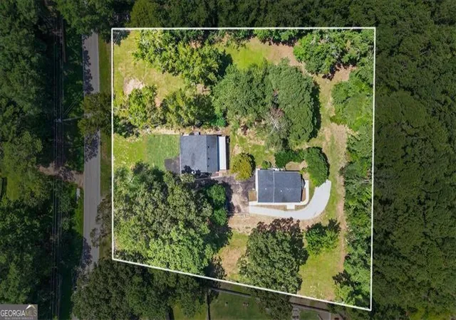 3rd image of 724 Cowan Rd Se, Conyers, GA 30094 | MLS# 10813791