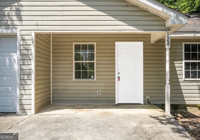 Photo 3 of Single family home for sale at 128 Norcross Wy Sw, Rome, GA 30165 | MLS# 10825973 | Listing updated on 2026-08-23