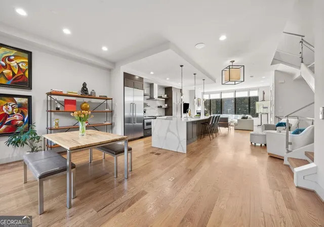3rd image of 912 Lenox Blvd Ne, Atlanta, GA 30324 | MLS# 10815448