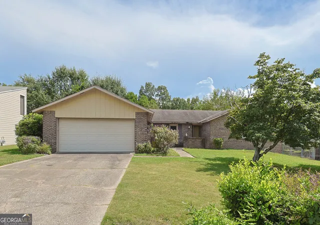 Photo 3 of Single family home for sale at 6814 Buckeye Wy, Columbus, GA 31904 | MLS# 10833357 | Listing updated on 2026-08-28