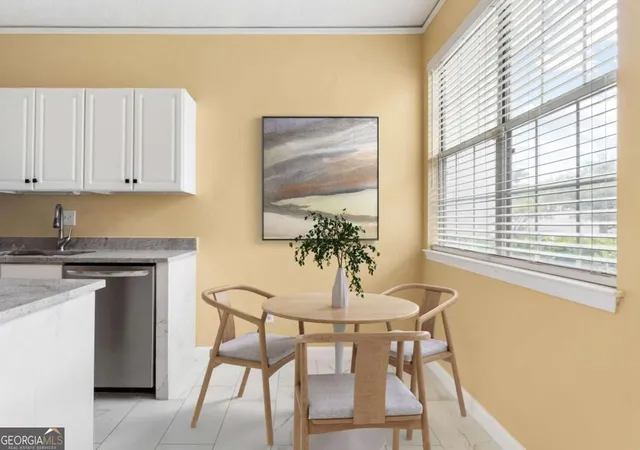 Photo 4 of Townhouse for sale at 476 Fraser St Se, Atlanta, GA 30312 | MLS# 10832689 | Listing updated on 2026-09-08
