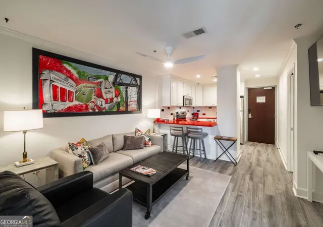 4th image of 250 Broad St #620, Athens, GA 30601 | MLS# 10731906