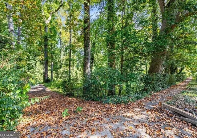 Photo 2 of Single family home for sale at 519 Durand Dr Ne, Atlanta, GA 30307 | MLS# 10824554 | Listing updated on 2026-08-26