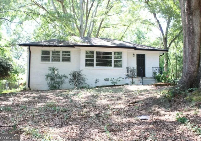 Photo 2 of Single family home for sale at 5565 Cypress Dr, Forest Park, GA 30297 | MLS# 10830950 | Listing updated on 2026-09-24