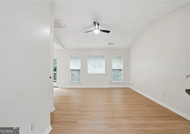 Photo 3 of Single family home for sale at 6839 Silver Maple Dr, Rex, GA 30273 | MLS# 10827894 | Listing updated on 2026-09-18