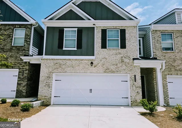 Homes for sale in Grayson, GA | 773 Cygnet Ln, Grayson, GA 30017 | MLS# 10779719
