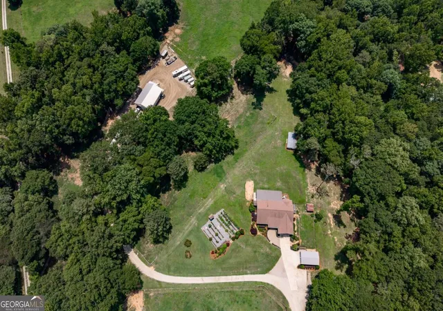Photo 3 of Single family home for sale at 1111 Hale Rd, Watkinsville, GA 30677 | MLS# 10784812 | Listing updated on 2026-06-26