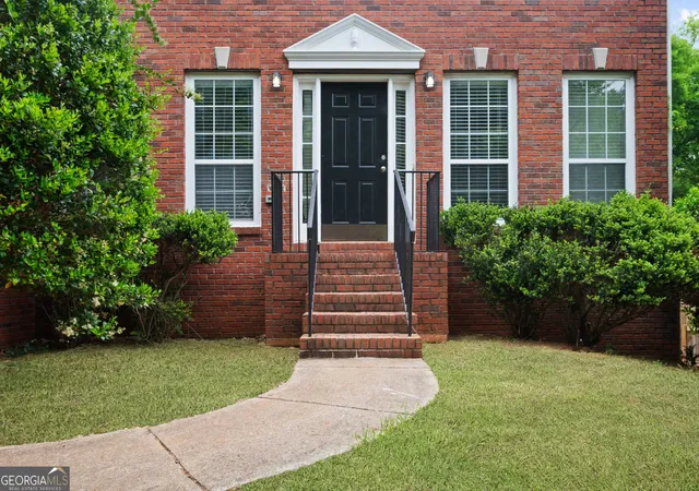 Photo 2 of Single family home for sale at 3890 Brentview Pl Nw, Kennesaw, GA 30144 | MLS# 10740533 | Listing updated on 2026-09-14