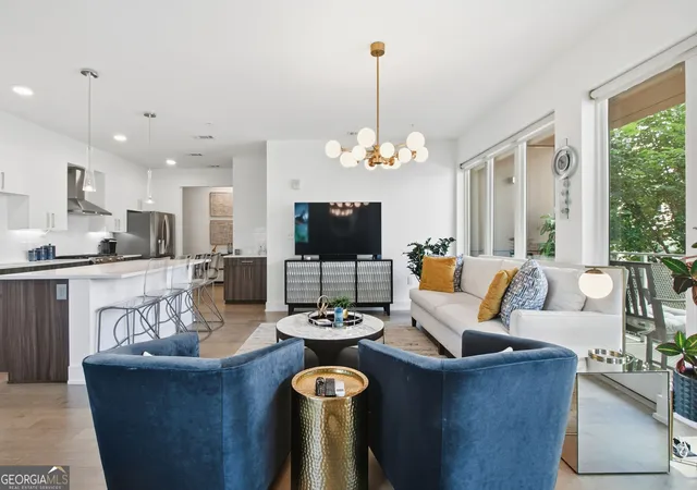 Photo 3 of Condo for sale at 775 Juniper St Ne #207, Atlanta, GA 30308 | MLS# 10774157 | Listing updated on 2026-09-22