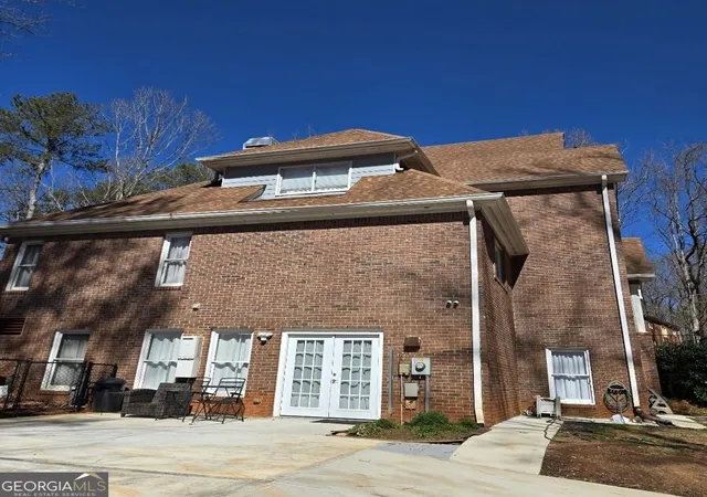 Photo 3 of Single family home for sale at 2453 Lost Valley Trl Se, Conyers, GA 30094 | MLS# 10824831 | Listing updated on 2026-09-30