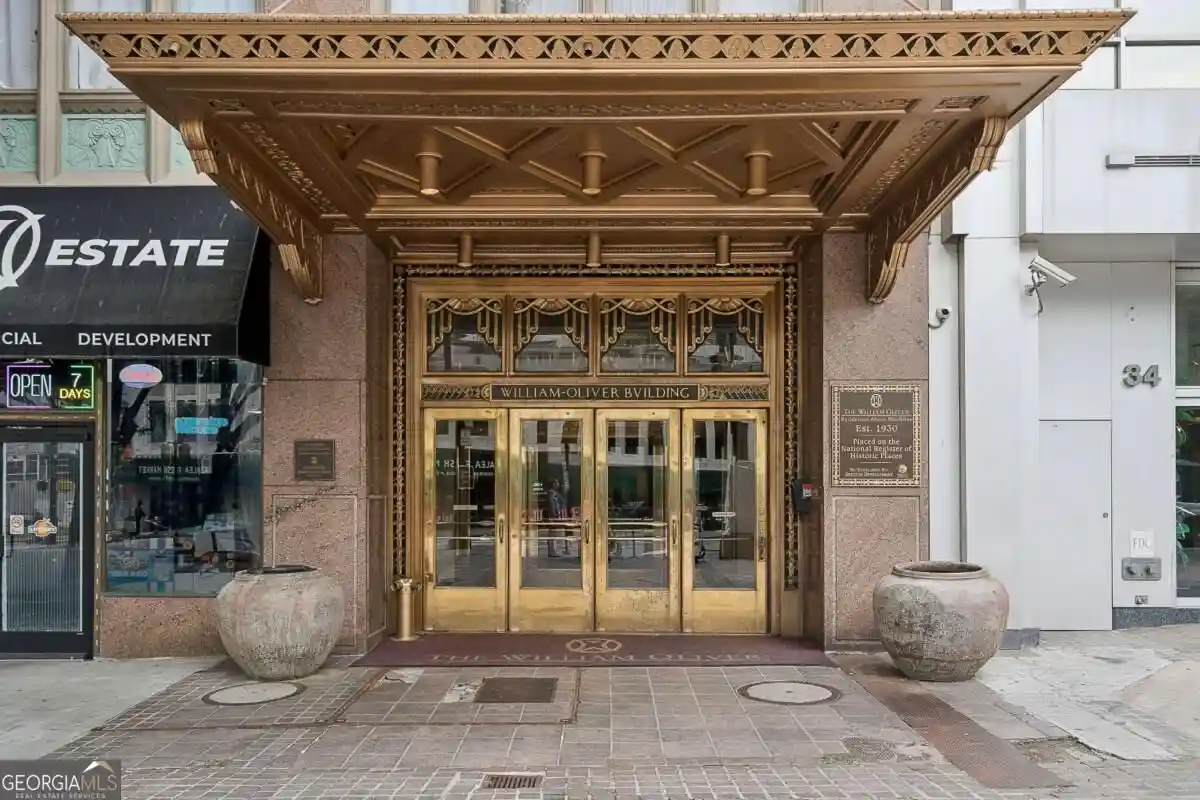 Photo 1 of Condo for sale at 32 Peachtree St Nw #1602, Atlanta, GA 30303 | MLS# 10875003 | Listing updated on 2026-10-19