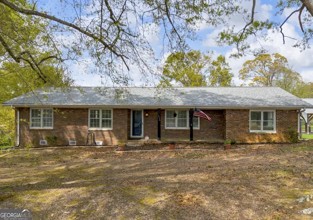 Homes for sale in Martin, GA | 450 N Clarks Creek Rd, Martin, GA 30557 | MLS# 10723777