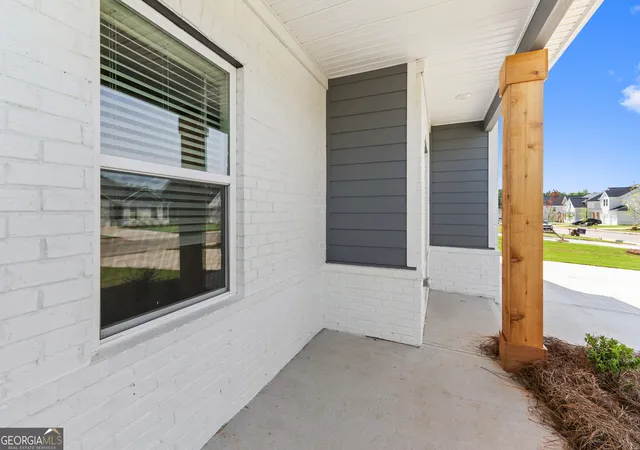 Photo 3 of Sale Pending at 36 Faulkner Cir, Social Circle, GA 30025 | MLS# 10756254 | Listing updated on 2026-08-17
