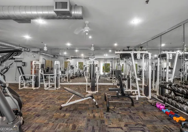 Listing Photo 2 - Condo for sale in building located at 400 Vlg Pkwy Ne, Atlanta, GA 30306 - Unit #143