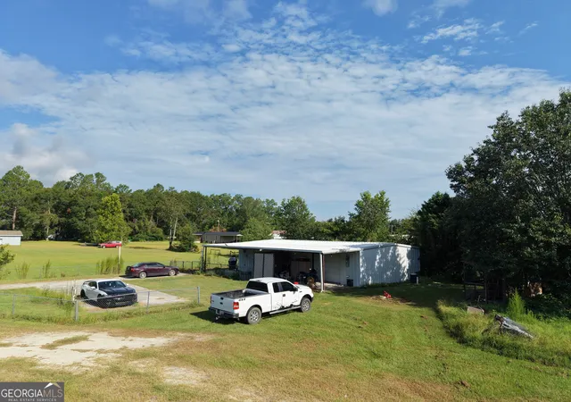 Photo 2 of Single family home for sale at 135 Brandy Ct, Sparks, GA 31647 | MLS# 10806524 | Listing updated on 2026-08-28