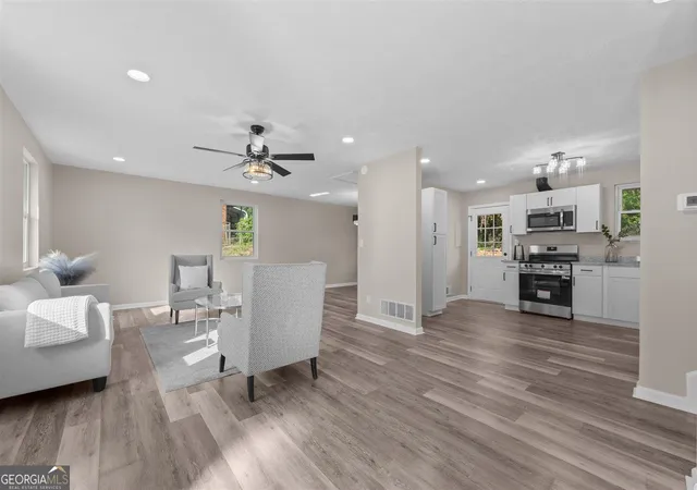 Photo 2 of Single family home for sale at 3527 Mount Vernon Dr, Augusta, GA 30906 | MLS# 10824481 | Listing updated on 2026-08-24