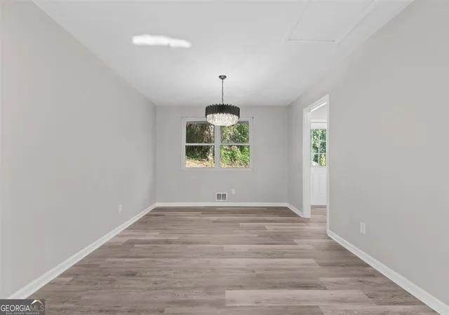 Photo 4 of Single family home for sale at 3527 Mount Vernon Dr, Augusta, GA 30906 | MLS# 10824481 | Listing updated on 2026-10-02