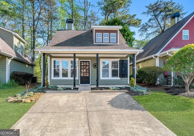 Photo 2 of Single family home for sale at 204 Lakeside Dr, Waleska, GA 30183 | MLS# 10730775 | Listing updated on 2026-09-14