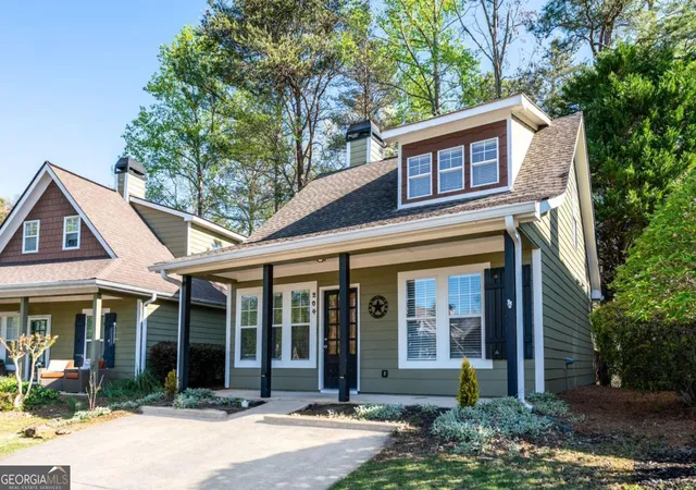 Photo 3 of Single family home for sale at 204 Lakeside Dr, Waleska, GA 30183 | MLS# 10730775 | Listing updated on 2026-09-14