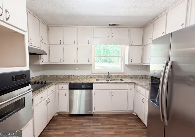 Photo 2 of Single family home for sale at 213 Carl Parker Rd, Hampton, GA 30228 | MLS# 10735984 | Listing updated on 2026-09-19