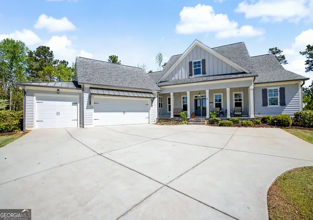 1st image of 126 Raintree Ct, Newnan, GA 30265 | MLS# 10802765