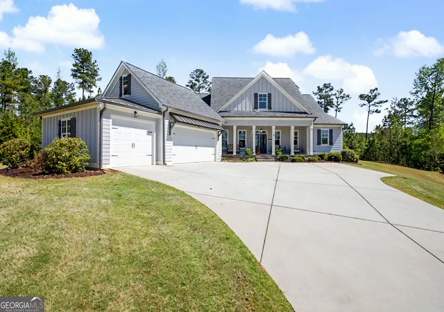 3rd image of 126 Raintree Ct, Newnan, GA 30265 | MLS# 10802765