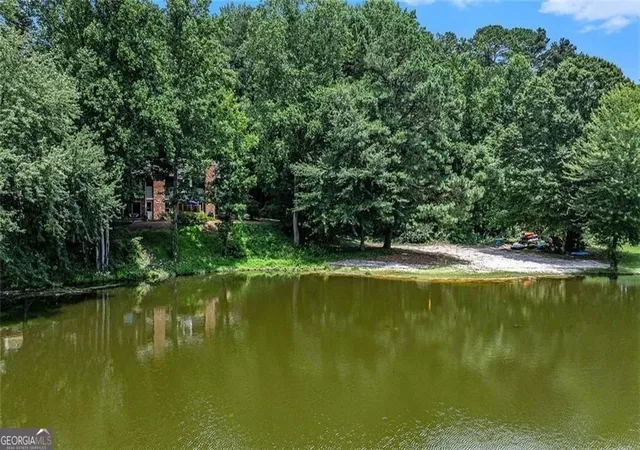 Listing Photo 2 - Condo for sale in building located at 2505 NE Northlake Ct, Atlanta, GA 30345 - Unit #