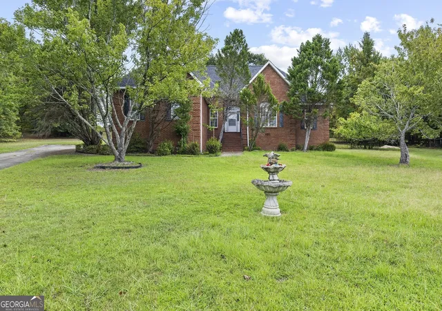 Photo 1 of Single family home for sale at 221 Waterwheel Ct, Lizella, GA 31052 | MLS# 10877385 | Listing updated on 2026-10-29