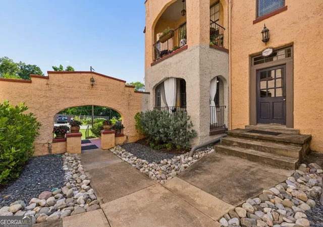 3rd image of 297 Atlanta Ave Se, Atlanta, GA 30315