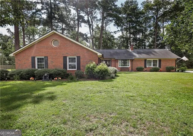 Photo 1 of Sale Pending at 205 W 4th St, Springfield, GA 31329 | MLS# 10834752 | Listing updated on 2026-09-03