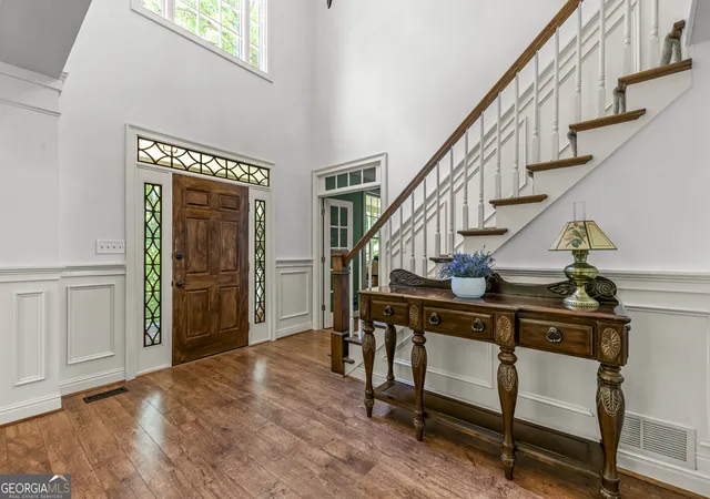 Photo 4 of Sale Pending at 1660 Maple Ridge Dr, Loganville, GA 30052 | MLS# 10759601 | Listing updated on 2026-09-09