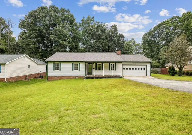 Photo 3 of Sale Pending at 2474 Braselton Hwy, Buford, GA 30519 | MLS# 10794016 | Listing updated on 2026-09-10