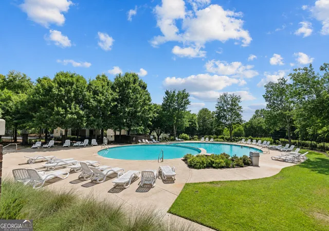 Photo 40 of Sale Pending at 1035 Barnett Shoals Rd #913, Athens, GA 30605 | MLS# 10798302 | Listing updated on 2026-09-10