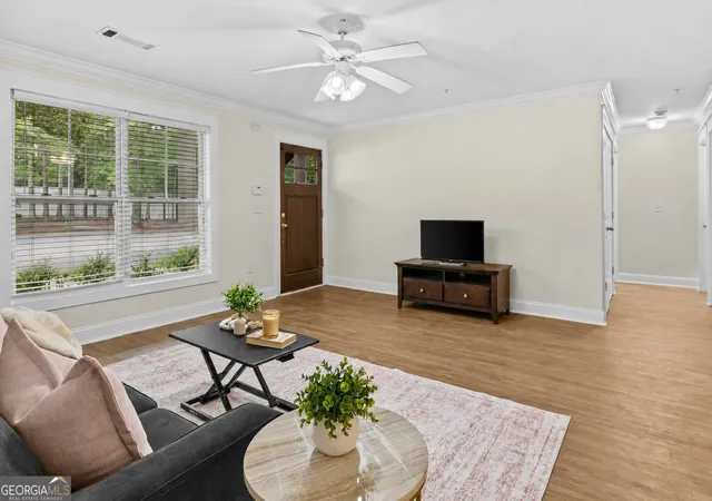 Listing Photo 4 - Condo for sale in building located at 1035 Barnett Shls Rd, Athens, GA 30605 - Unit #913