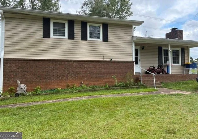 Photo 1 of Single family home for sale at 6558 Se Apache Ln, Douglasville, GA 30135 | MLS# 10803913 | Listing updated on 2026-10-20
