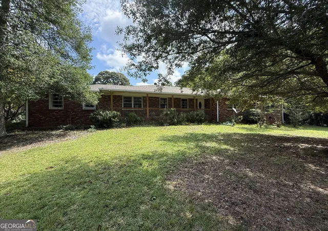 Photo 1 of Single family home for sale at 4157 E Chapel Hill Rd, Douglasville, GA 30135 | MLS# 10824059 | Listing updated on 2026-09-04