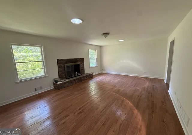 Photo 3 of Single family home for sale at 4157 E Chapel Hill Rd, Douglasville, GA 30135 | MLS# 10824059 | Listing updated on 2026-09-04