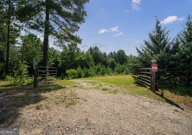Homes for sale in Comer, GA | 2286 Duffell Martin Rd, Comer, GA 30629 | MLS# 10796482