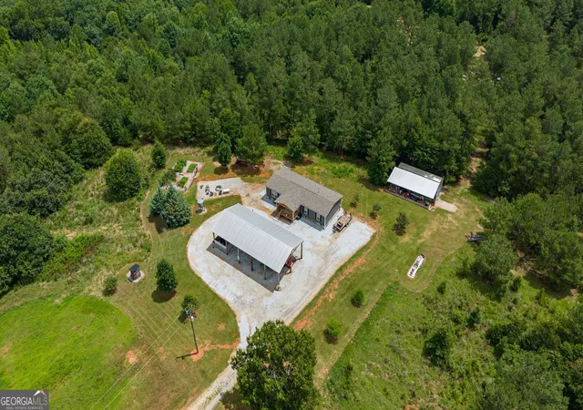 Homes for sale in Comer, GA | 2286 Duffell Martin Rd, Comer, GA 30629 | MLS# 10796482