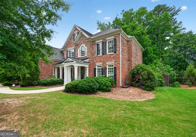 Photo 2 of Sale Pending at 2898 Paces Farm Ct Sw, Marietta, GA 30064 | MLS# 10790048 | Listing updated on 2026-09-09